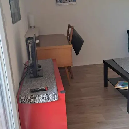Charming And Quiet Near Sncf Train Station Apartment *